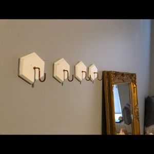 Geometric jewelry hooks